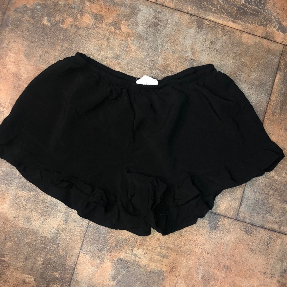 audrey black ruffle shorts size small